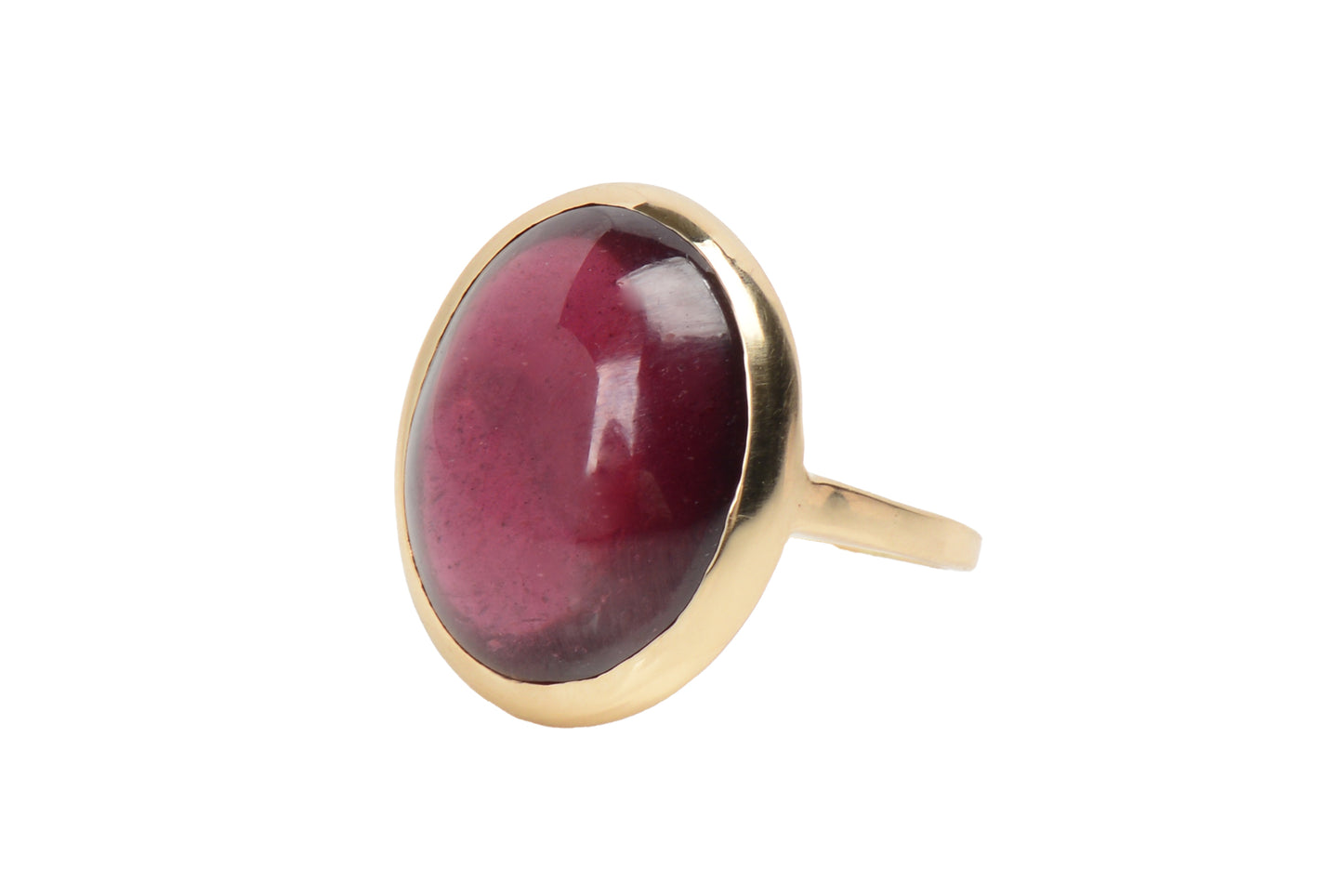 Garnet Glam - Oval Cabochon 14k Gold Ring