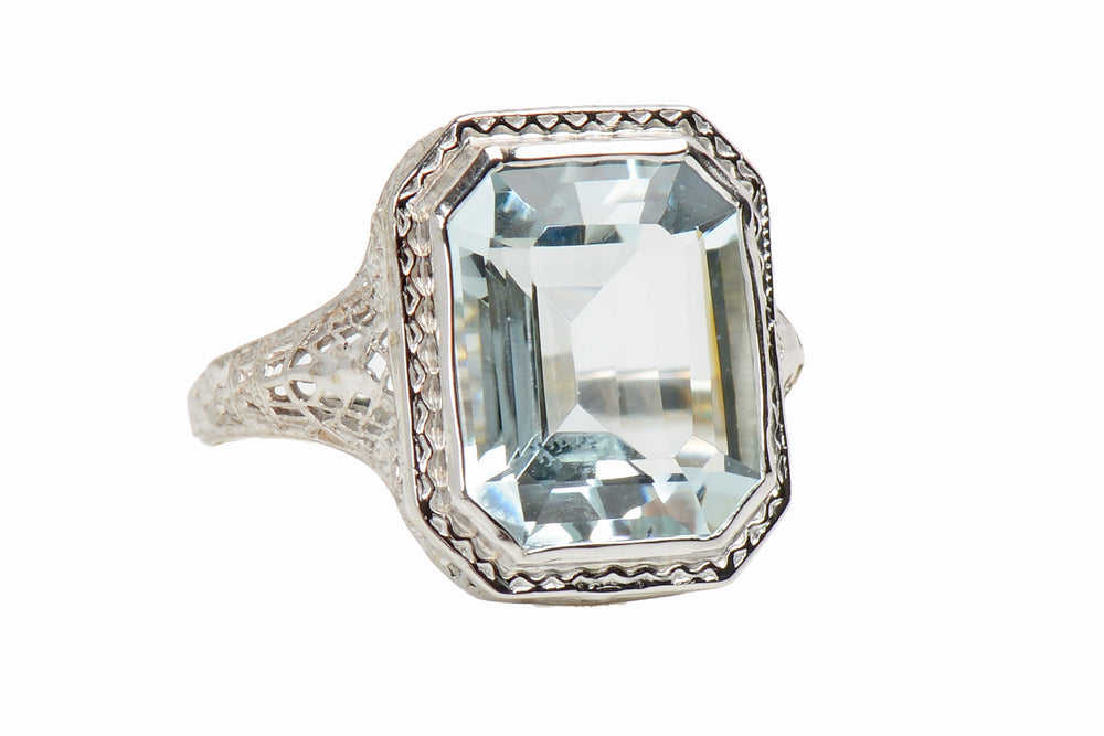 Classic Rectangular Natural Aquamarine Ring