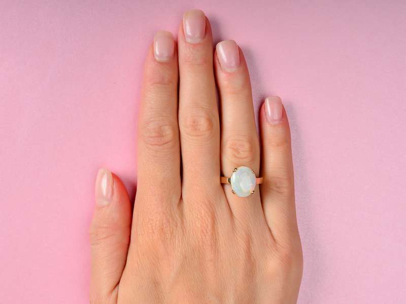 Vintage Australian Opal Oval Ring in 14k Gold