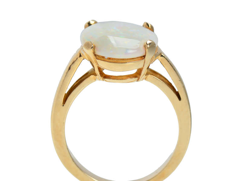 Vintage Australian Opal Oval Ring in 14k Gold