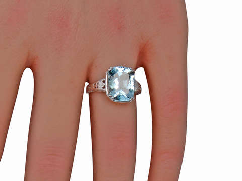 Dazzler - Brilliant Aquamarine Filigree Ring