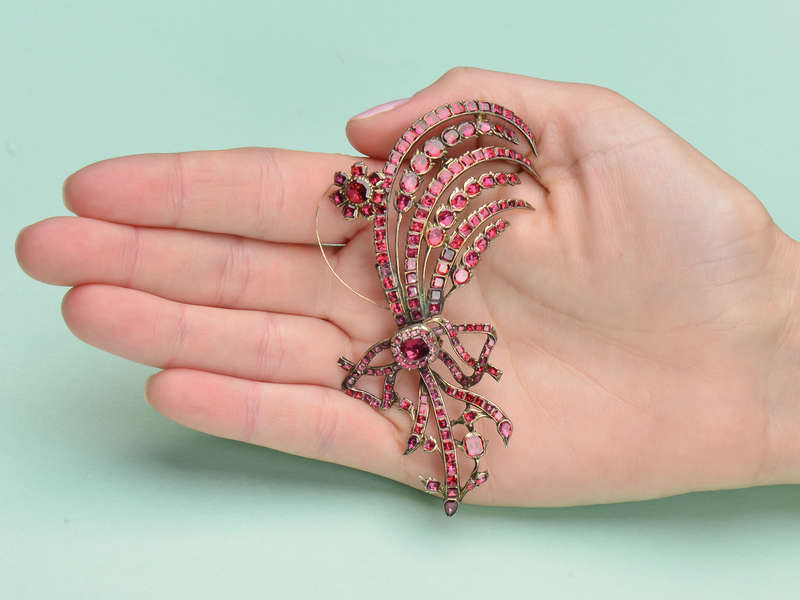 
                      
                        Flat Cut Garnet 18th Century Aigrette Brooch
                      
                    