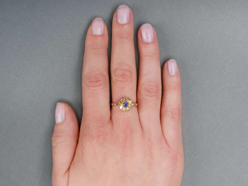 
                      
                        Sapphire & Canary & White Diamond Ring
                      
                    
