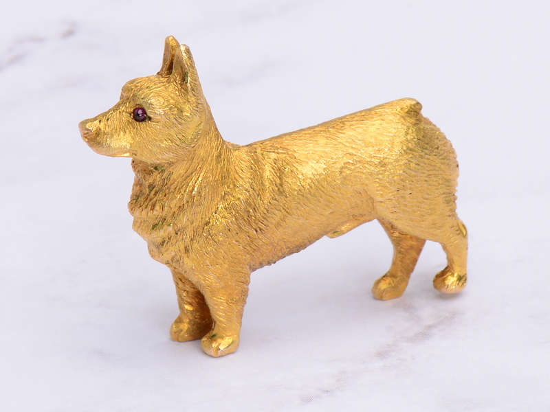 The Queen's Corgi - Gold Dog Brooch