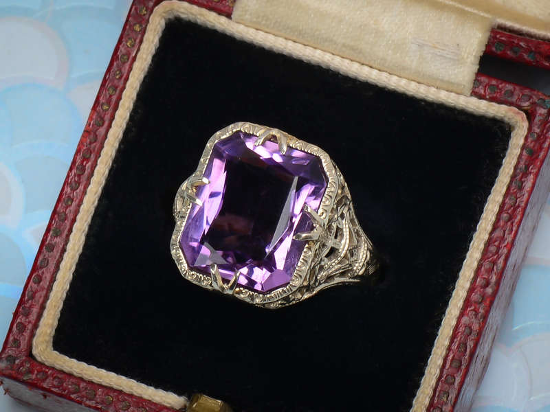 Amethyst Aria - Art Deco Filigree Ring