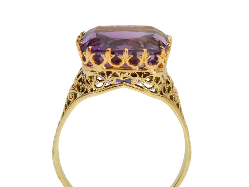 Purple Majesty - Vintage Amethyst Filigree Gold Ring