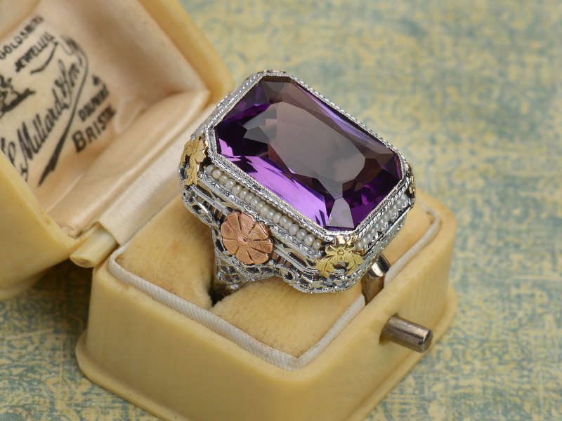 Sensational Show - Art Deco Amethyst Ring