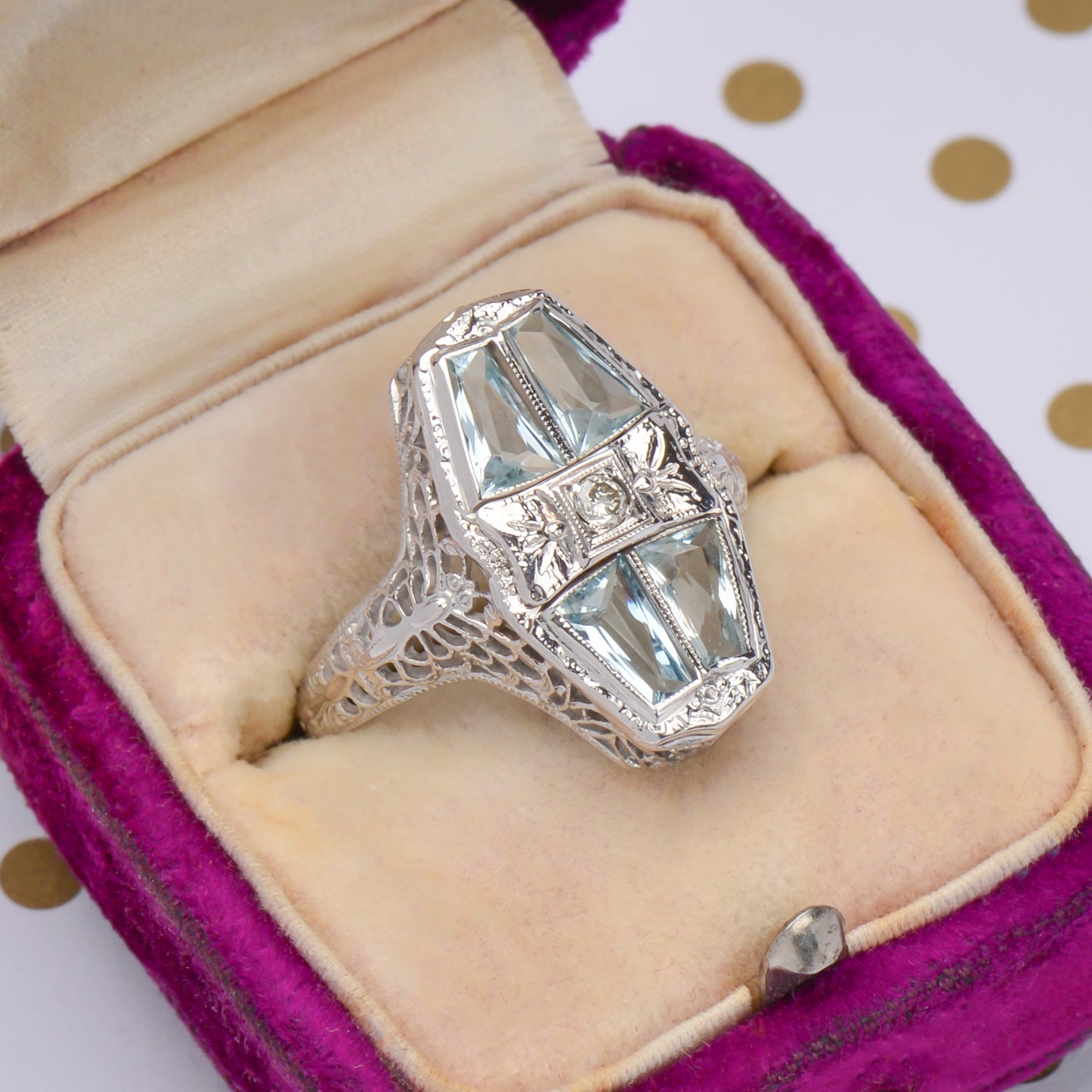 Art Deco Aquamarine Filigree Ring
