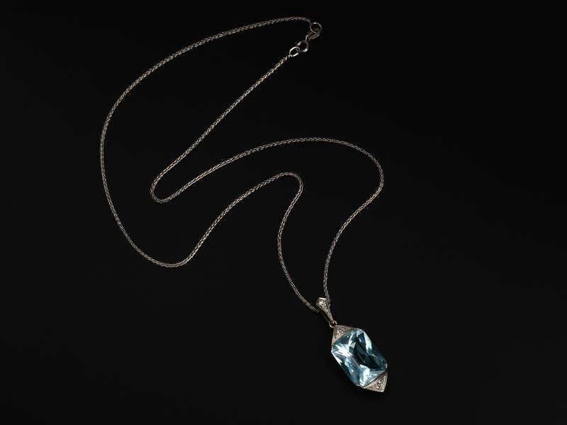 Faceted Beauty- Aquamarine Pendant & Chain