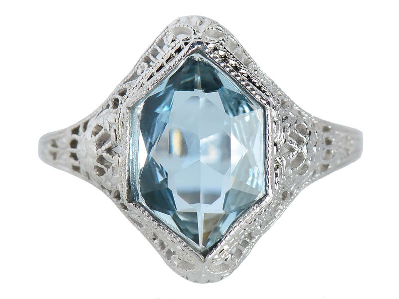 Serene Aquamarine Vintage Filigree Ring