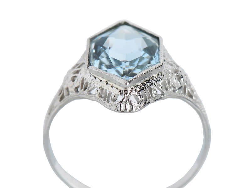Serene Aquamarine Vintage Filigree Ring