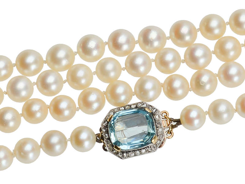 Estate Strand of Pearls & Aquamarine Diamond Clasp