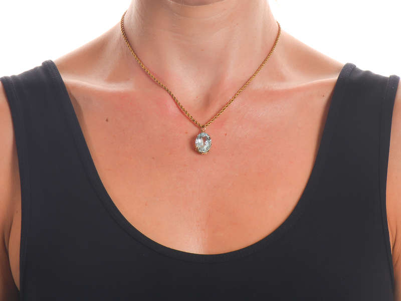 Antique Aquamarine Pendant & Chain