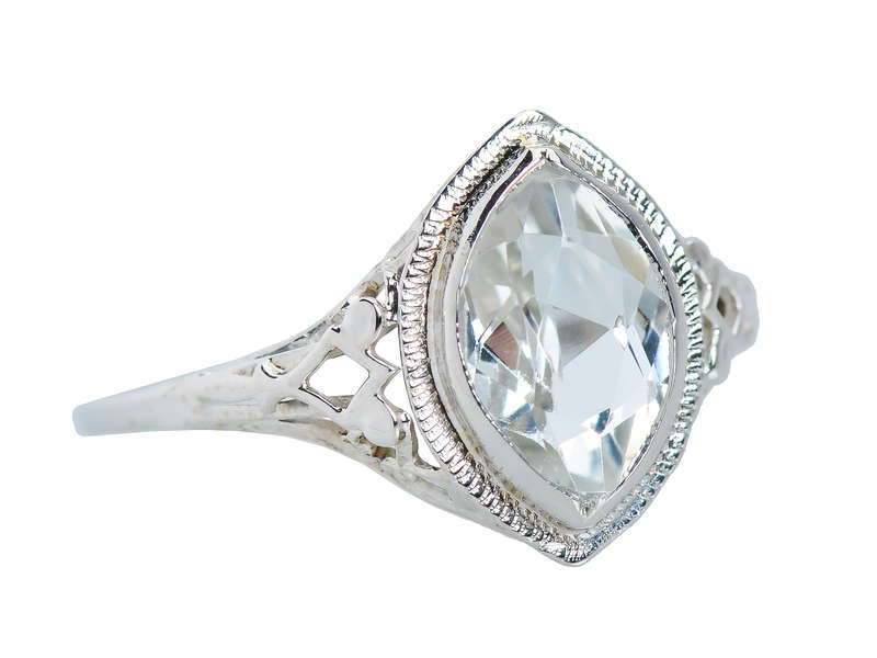 Art Deco Aquamarine Filigree Ring 1930s