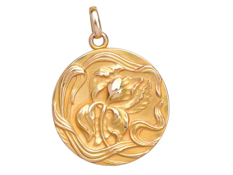 Art Nouveau Iris Flower Locket in Gold