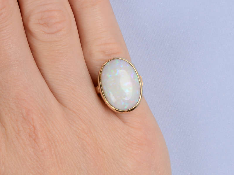 
                      
                        Vintage Vivacious - Australian Opal Gold Ring
                      
                    