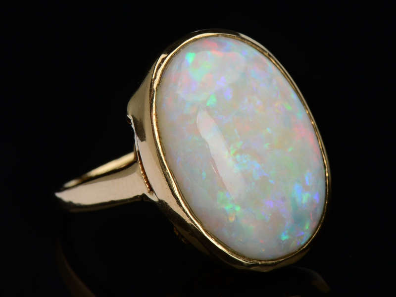 Vintage Vivacious - Australian Opal Gold Ring