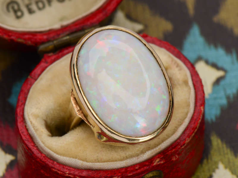 Vintage Vivacious - Australian Opal Gold Ring