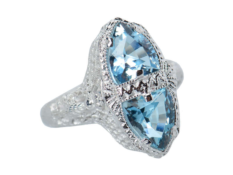 Dragonflies & Dreams - Belais Aquamarine Ring