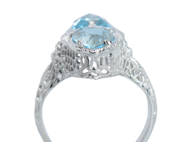 Dragonflies & Dreams - Belais Aquamarine Ring