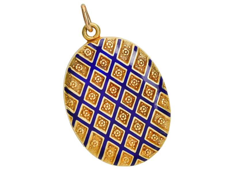 Pattern Play - English Victorian Gold Locket
