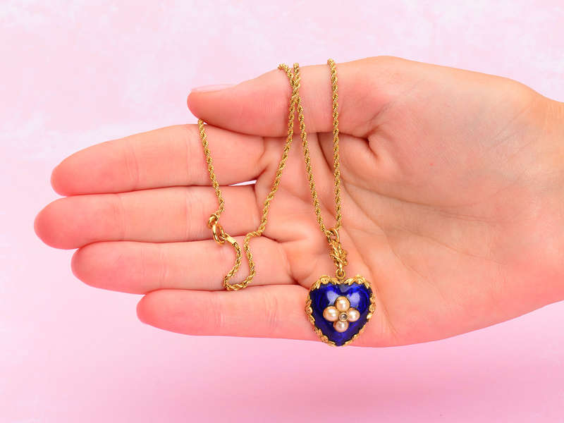 Victorian Love Knot & Heart Pendant Chain in Box