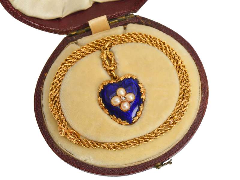 Victorian Love Knot & Heart Pendant Chain in Box