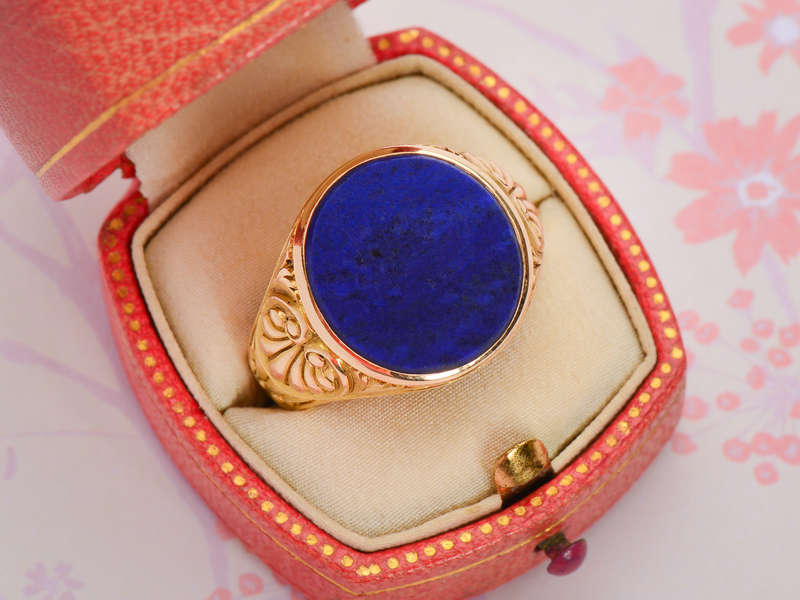 Carved Gold Palmette Leaf & Lapis Lazuli Ring