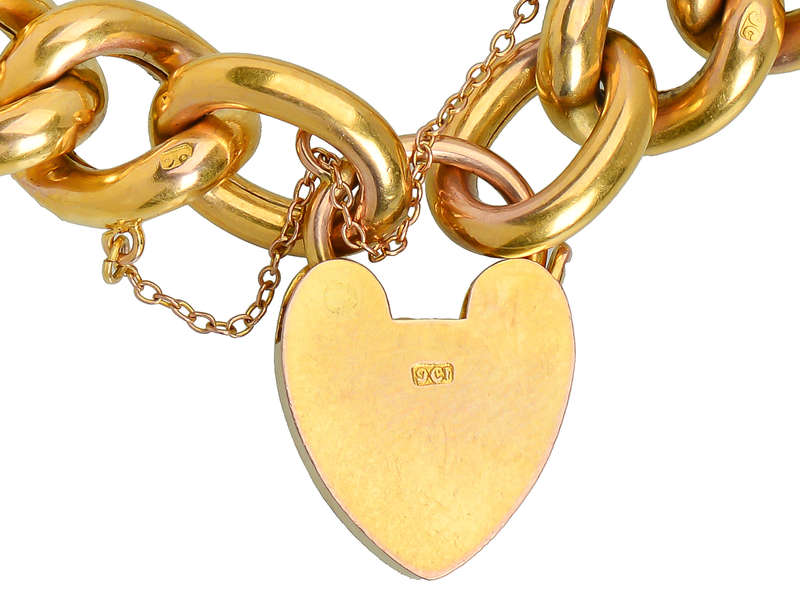 
                      
                        "THE BEST" Antique Gold Padlock Curb Bracelet
                      
                    