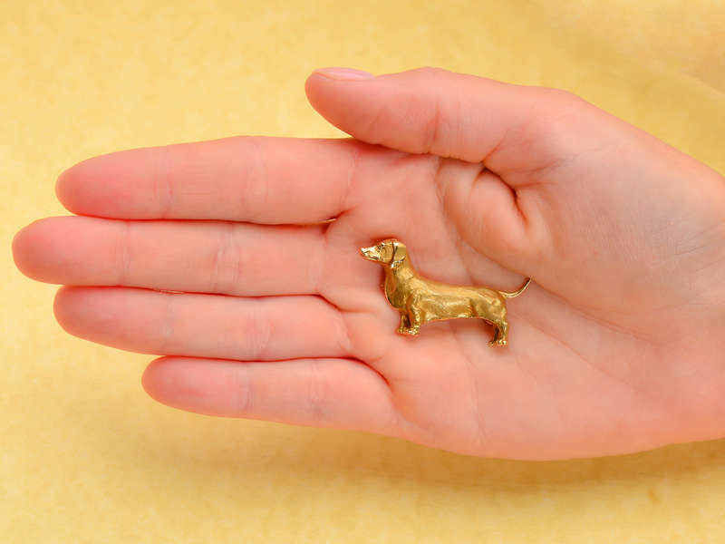 Vintage Dachshund Dog Gold Brooch