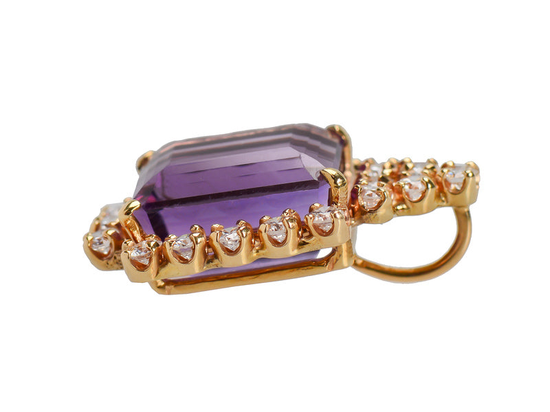 Who Can Resist: Vintage Amethyst Pendant