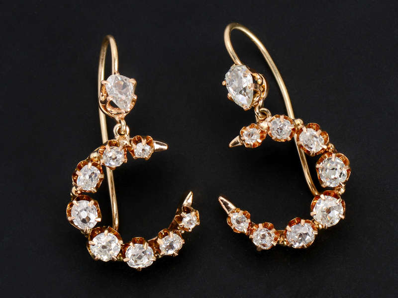 Skies the Limit - Victorian Crescent Moon Earrings