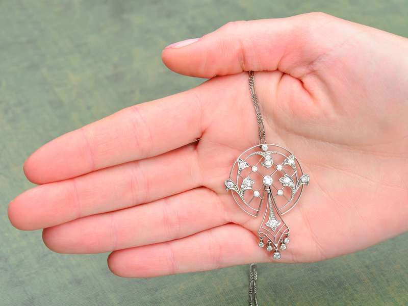 Diamond Platinum Pendant Necklace