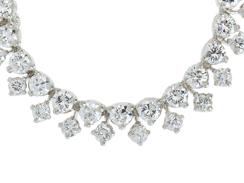 Corona - Diamond Platinum Circular Brooch