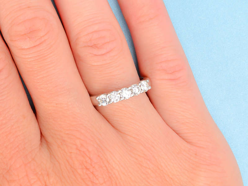 Glamourama - Five Diamond Band of .82 Carats!