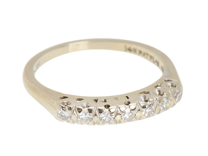 Seven Diamond Vintage Wedding Ring