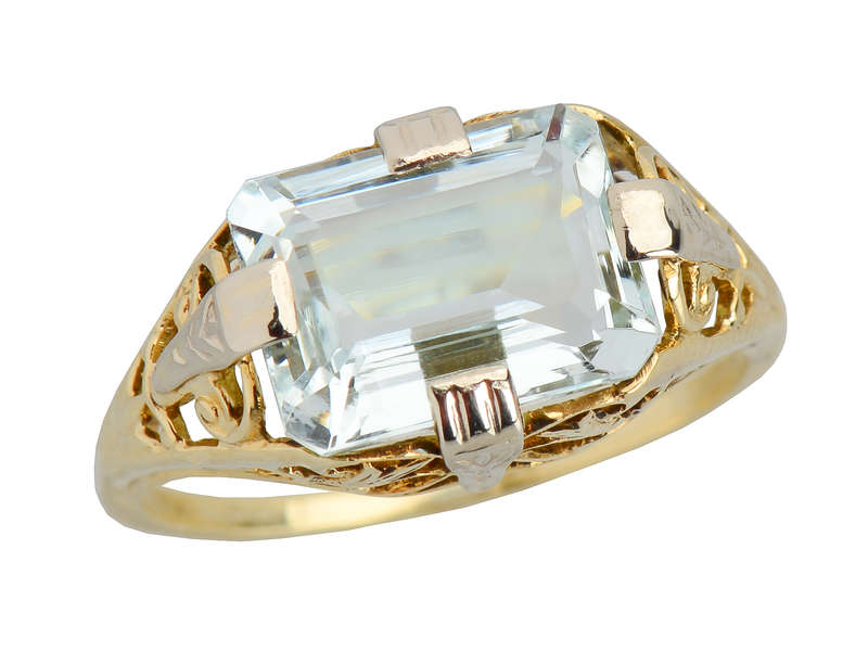 Vintage Art Deco East West Aquamarine Ring