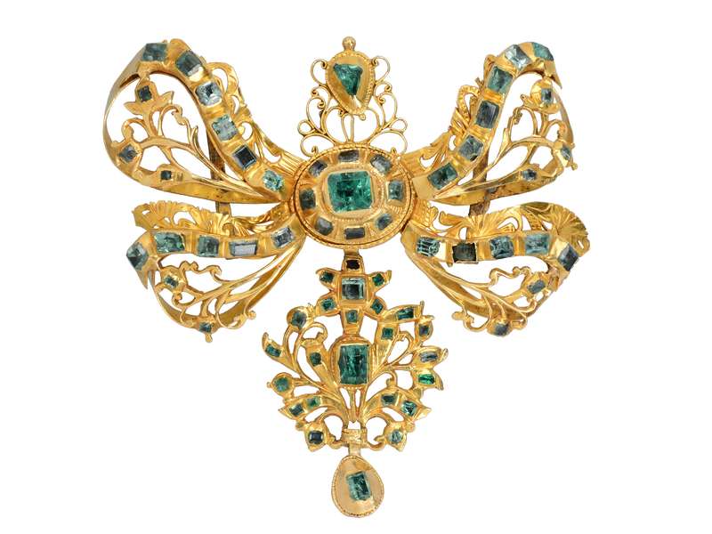 Grandeza - Emerald 18th C. Spanish Pendant Brooch
