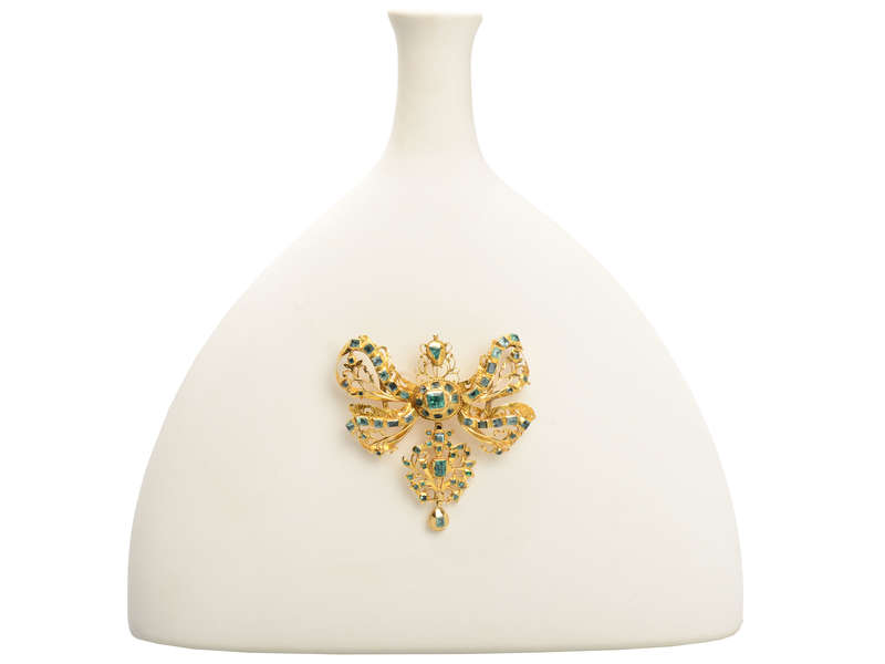 Grandeza - Emerald 18th C. Spanish Pendant Brooch