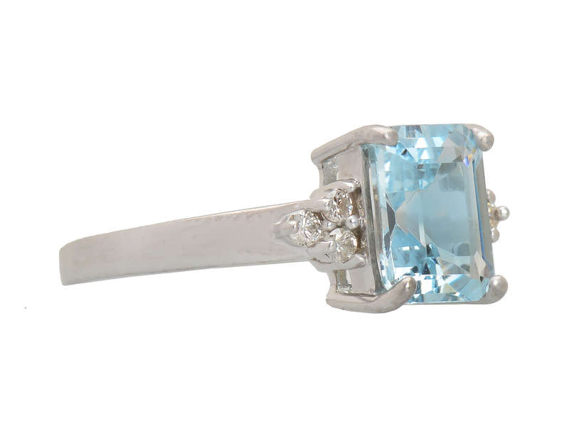 Vintage Emerald Cut Aquamarine Diamond Ring