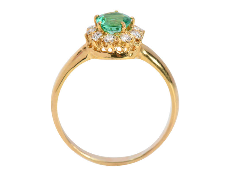 Emerald Diamond Halo Ring in 18k Gold