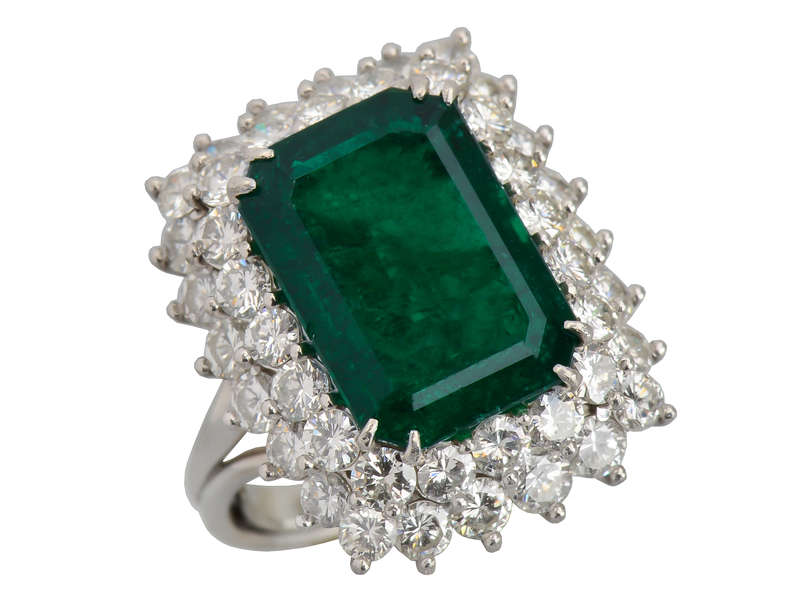 Emerald Vision - Diamond Cluster Ring