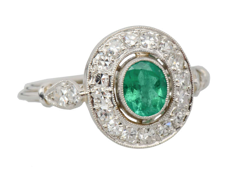 May Birthstone Emerald Ring - Art Deco Vibes