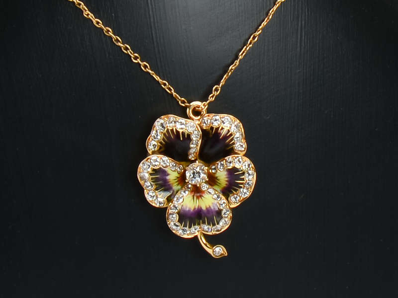 Superlative Diamond Enamel Pansy Pendant Brooch