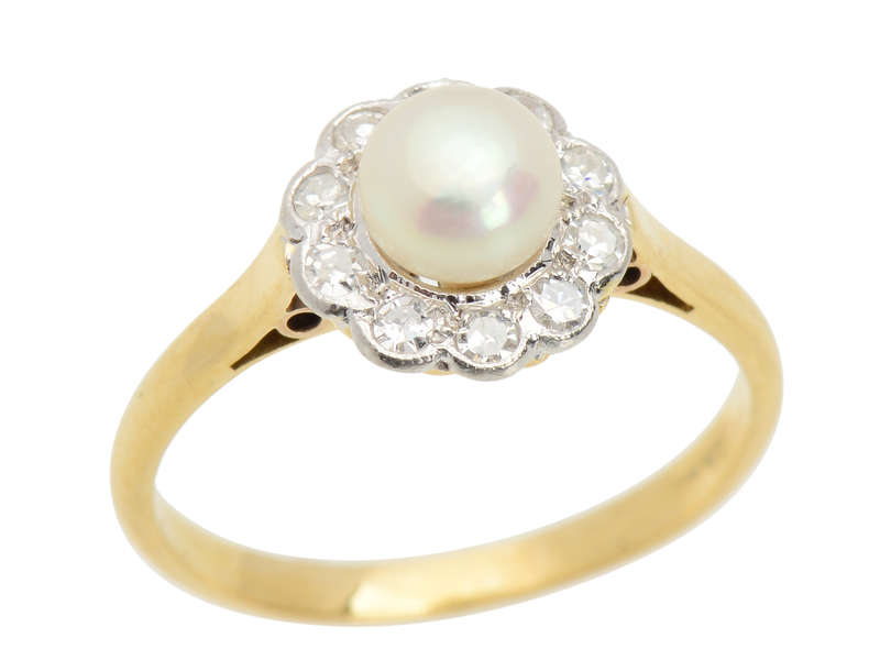 Natural Saltwater Pearl Diamond Ring