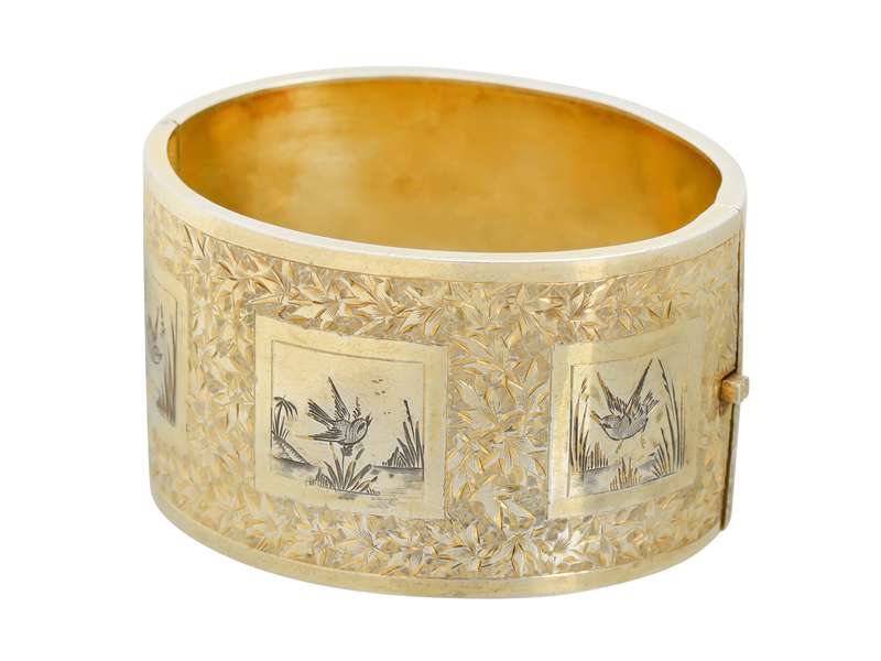 1882 English Victorian Bird Motif Bangle
