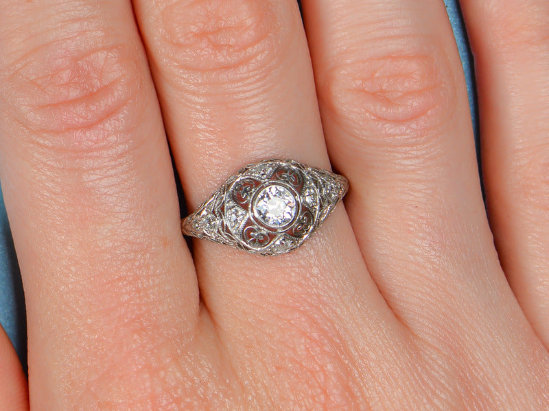 Antique Diamond Filigree Platinum Ring
