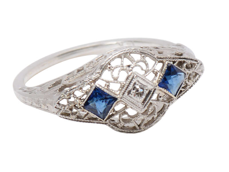 Filigree Finesse - Art Deco Sapphire Diamond Ring
