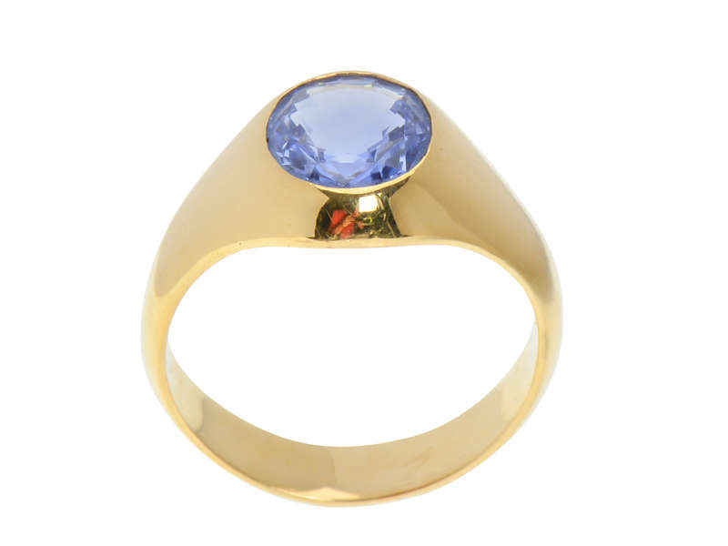 French Natural No Heat Sapphire Gold Ring