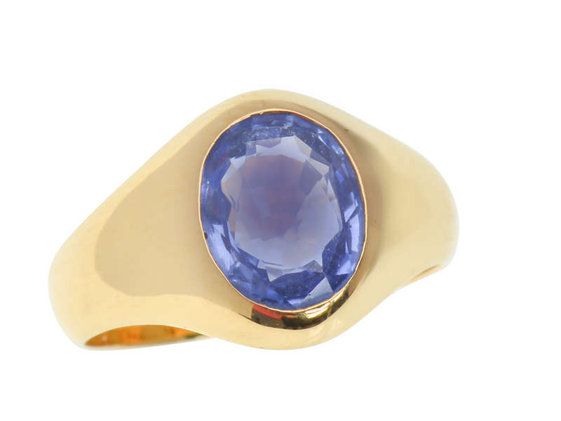 French Natural No Heat Sapphire Gold Ring